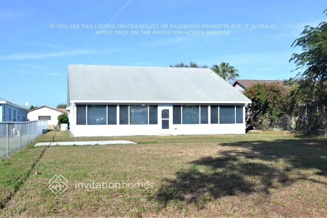 6401 39th Ave W in Bradenton, FL - Building Photo - Building Photo