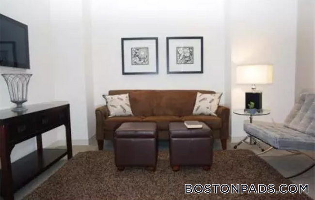 property at 407 Washington St