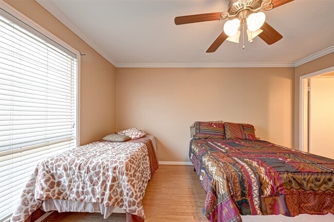 property at 2101 Fountain View Dr