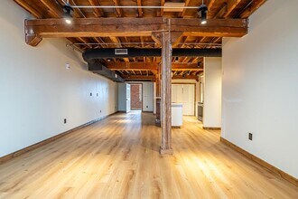 453 E Main St in Kingsport, TN - Building Photo - Building Photo