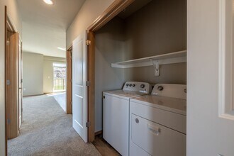 407 S Kansas Loop in East Wenatchee, WA - Foto de edificio - Building Photo