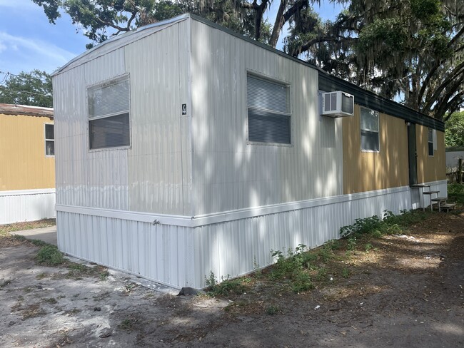 property at 2503 Tanglewood St