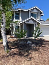 5162 Greystone Dr in Reno, NV - Building Photo - Building Photo