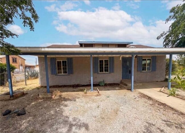 property at 11950 Lee Ave