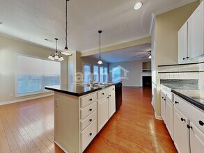 4515 Everwood Oak Ln in Knoxville, TN - Foto de edificio - Building Photo