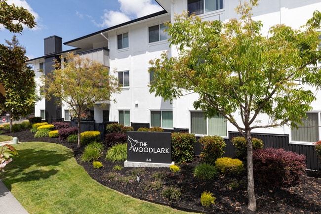 Woodlark in Hayward, CA - Foto de edificio - Building Photo