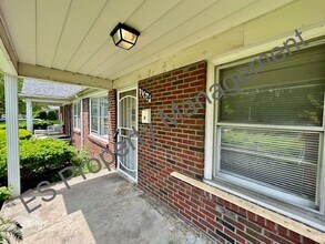 1064 W 37th St, Unit 1064 W. 37th St. in Indianapolis, IN - Building Photo - Building Photo