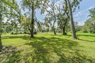 2155 County Rd 348 in Brazoria, TX - Building Photo - Building Photo