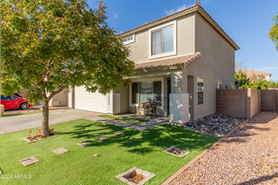 12926 W Willow Ave in El Mirage, AZ - Foto de edificio - Building Photo