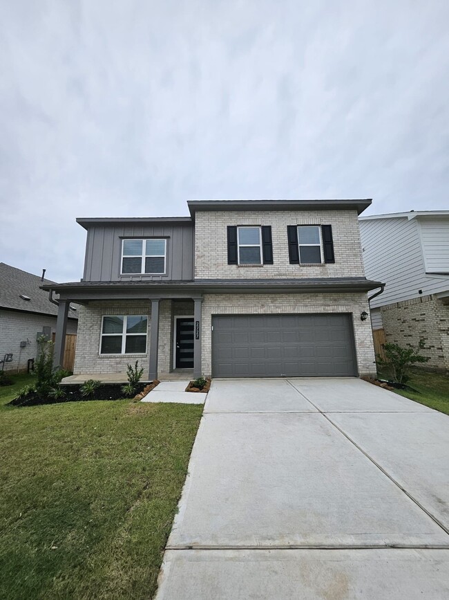 property at 2727 Crested Crk Ln