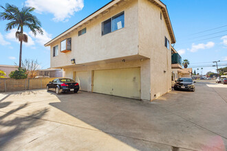 2220 S Lewis St in Anaheim, CA - Building Photo - Building Photo