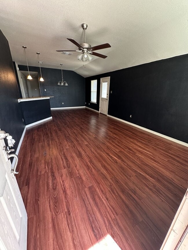 902 B Childress Dr in Temple, TX - Building Photo - Building Photo