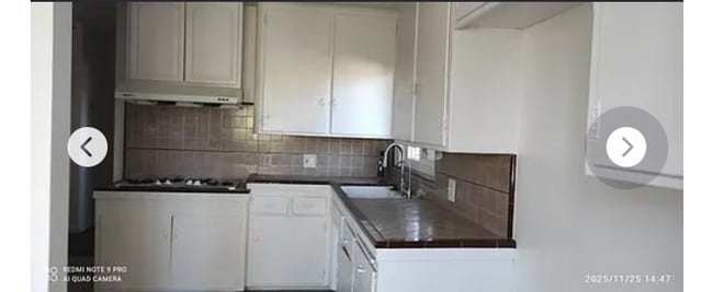 909 W Hellman Ave, Unit 911 in Alhambra, CA - Foto de edificio - Building Photo