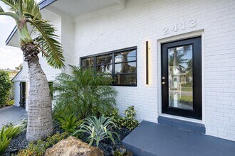 2413 Nassau Ln in Fort Lauderdale, FL - Building Photo - Building Photo