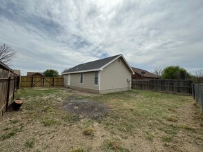 195 Richland Hills Blvd in Eagle Pass, TX - Building Photo - Building Photo