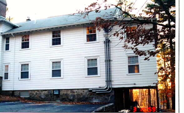 80 Carmel Rd in Andover, MA - Foto de edificio