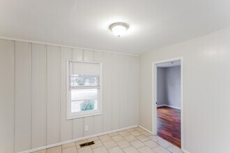 2308 5th E St in Tuscaloosa, AL - Building Photo - Building Photo