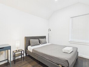 1010 W 26th St in Austin, TX - Foto de edificio - Building Photo