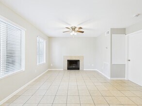 12642 Ashford Meadow Dr in Houston, TX - Foto de edificio - Building Photo