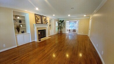 3131 Isser Ln in Jacksonville, FL - Building Photo - Building Photo