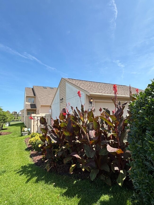 4034 Fairway Lakes Dr