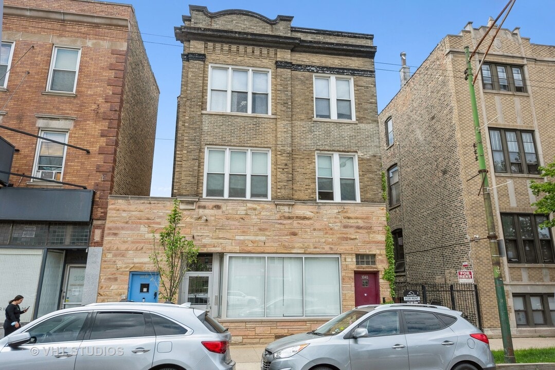 3040 N Ashland Ave in Chicago, IL - Building Photo