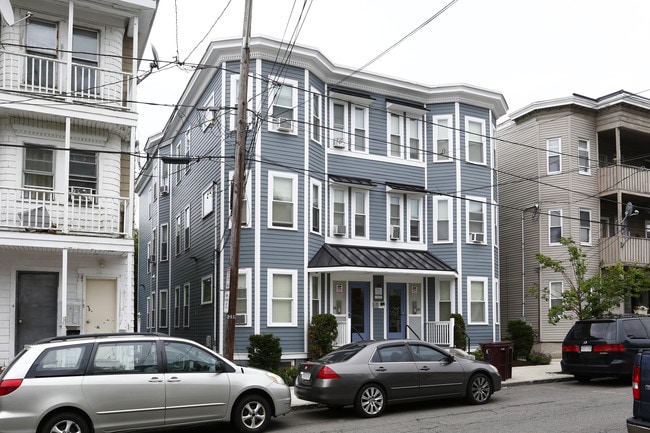 14 Nahant Ave in Revere, MA - Building Photo - Building Photo