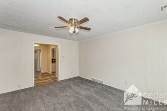 615 N Pinecrest St in Wichita, KS - Building Photo - Building Photo