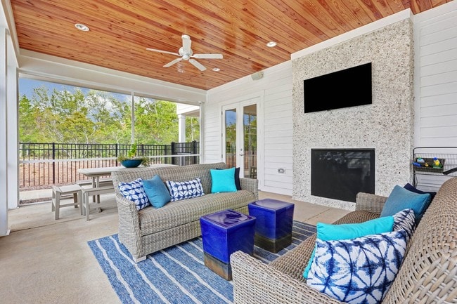 The Townhomes at Beau Rivage in Wilmington, NC - Building Photo - Building Photo