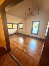 7307 24th Ave NE in Seattle, WA - Foto de edificio - Building Photo