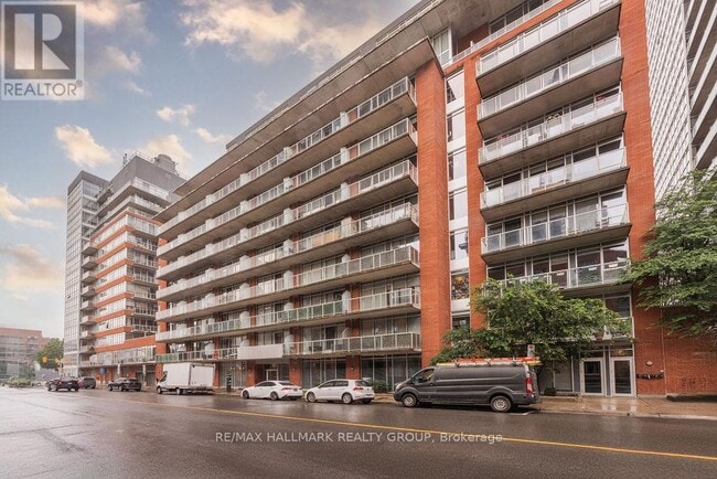 property at 383-383 Cumberland St
