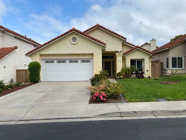 1559 Harbor Dr in Vista, CA - Building Photo - Building Photo