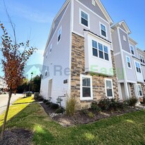2005 Laycock Ln in Suffolk, VA - Building Photo