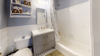 511 Beacon St, Unit 3 in Boston, MA - Building Photo