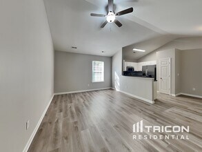 1012 Valley Ridge Rd in Charlotte, NC - Building Photo - Building Photo