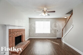 308 Summer Cove NW in Marietta, GA - Foto de edificio - Building Photo