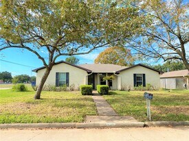 803 Dogwood Ln in Katy, TX - Building Photo