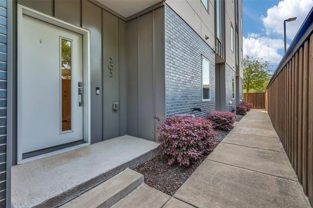 1771 Mccoy St in Dallas, TX - Building Photo