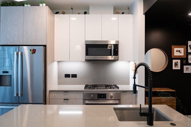 2 Sinclair Rd in Boston, MA - Building Photo - Building Photo