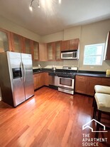 2925 W Lyndale St, Unit 1 Apartments