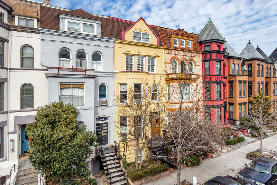 1863 Mintwood Pl NW in Washington, DC - Building Photo