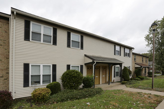 Millbridge Gardens in Clementon, NJ - Building Photo - Building Photo