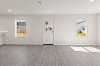 217 Arbor Ct in Granbury, TX - Building Photo - Building Photo