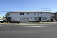 Middlefield Court in Redwood City, CA - Foto de edificio - Building Photo