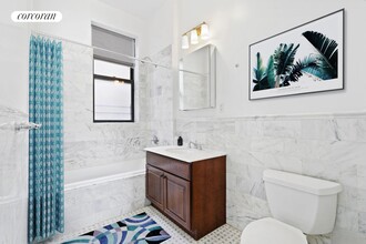 321 Columbus Ave in New York, NY - Building Photo - Building Photo