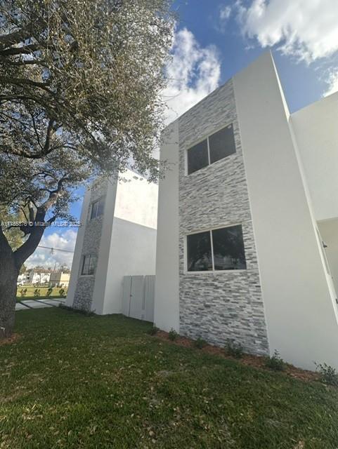 538 NW 17th Ave in Fort Lauderdale, FL - Building Photo