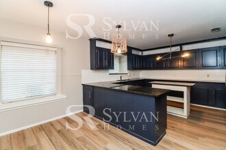 2316 Charred Wood Dr in Arlington, TX - Building Photo - Building Photo