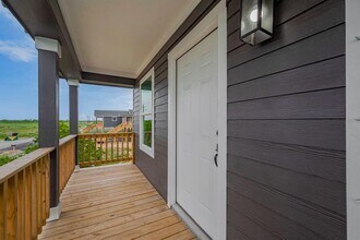 837 22nd St in San Leon, TX - Building Photo - Building Photo