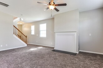 8904 Elizabeth Bennet Pl in Raleigh, NC - Foto de edificio - Building Photo