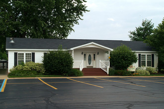 Cranberry Lake in White Lake, MI - Building Photo - Building Photo